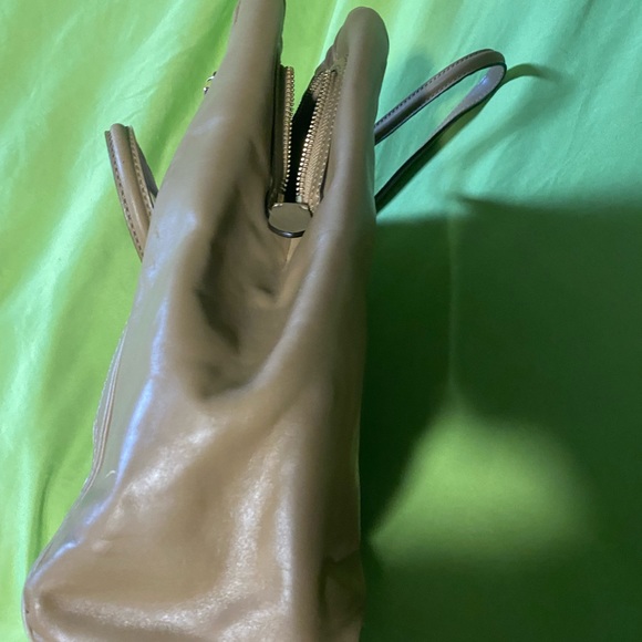 Silk and leather nude coach purse in perfect condition - Picture 6 of 9